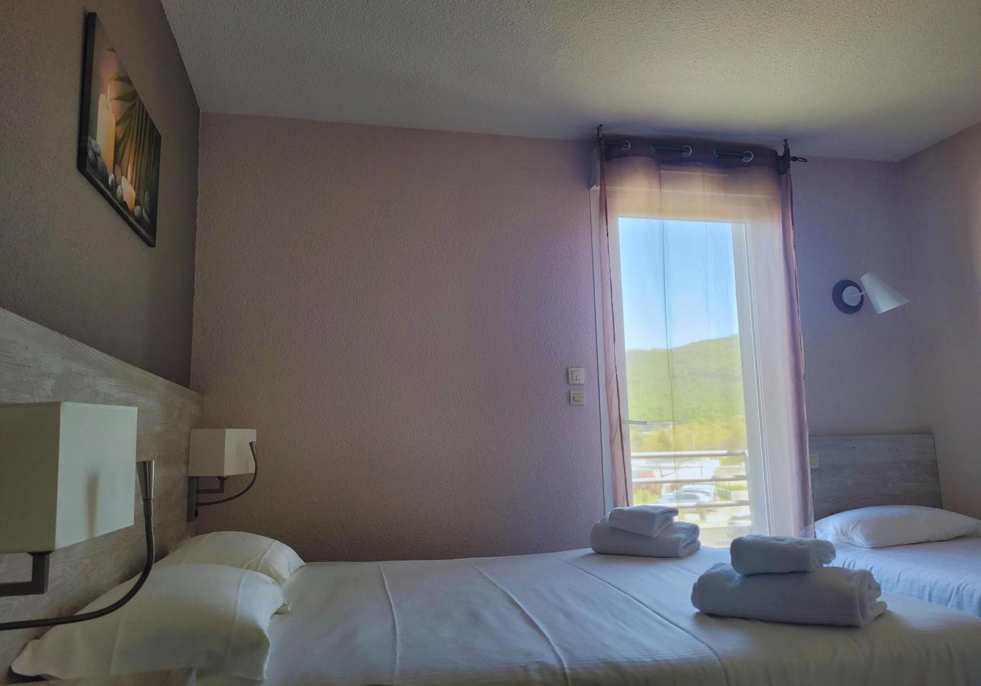 Hotel Restaurant Les Chataigniers 3*