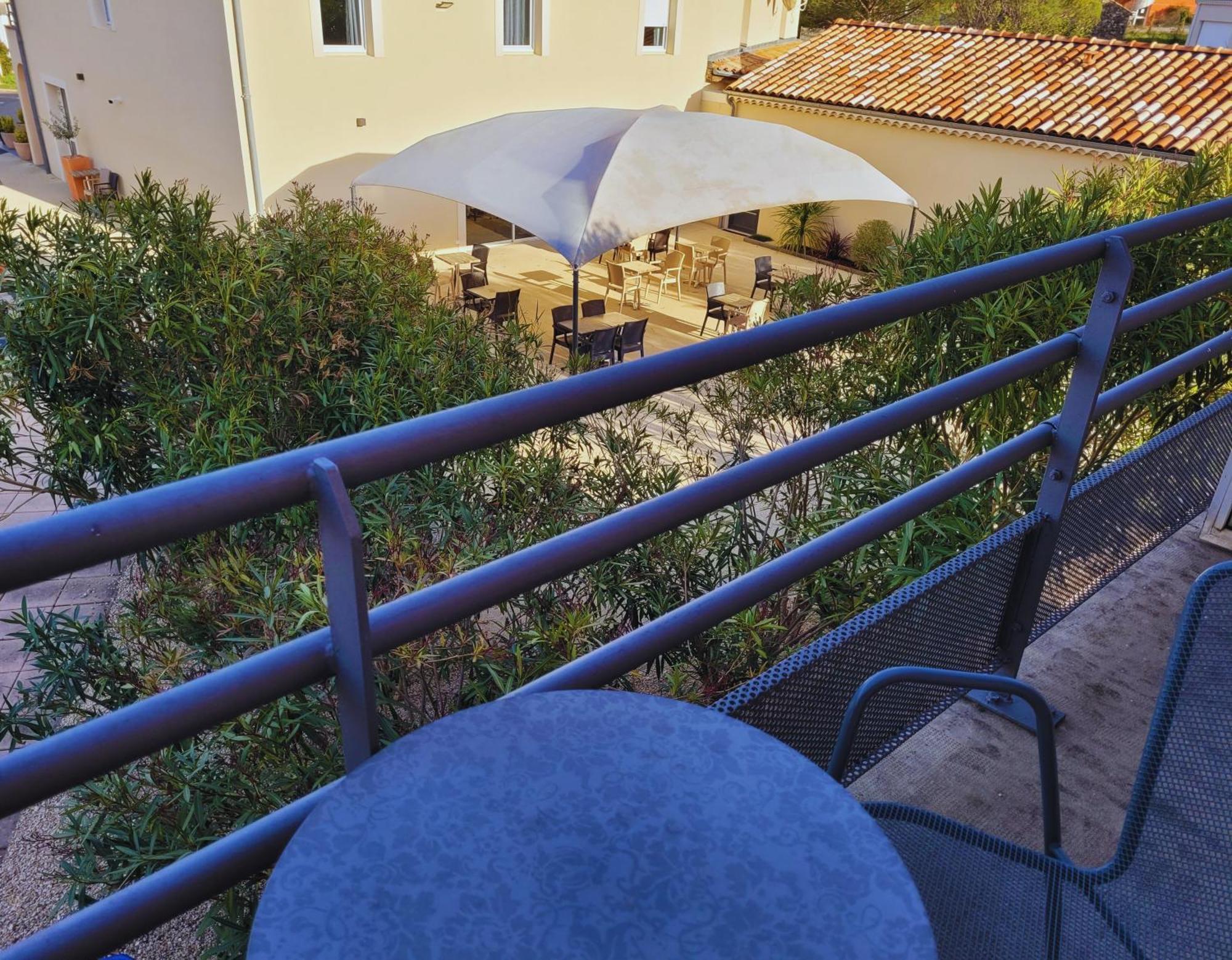Hotel Restaurant Les Chataigniers Privas